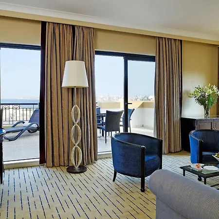 Hotel Corinthia St George's Bay