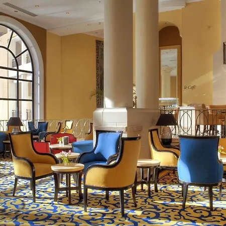 Hotel Corinthia St George's Bay 5*