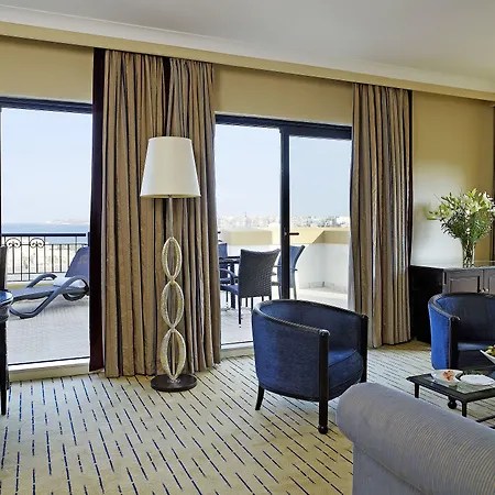 Corinthia St George's Bay San Ġiljan