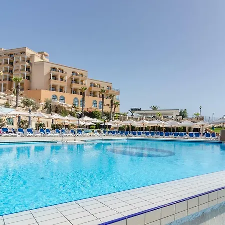 Corinthia St George's Bay 5* San Ġiljan