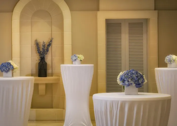 Corinthia St George's Bay San Ġiljan